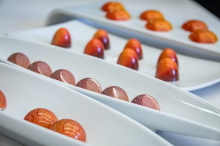 CREANDO BOMBONES EXCLUSIVOS CON EL MEJOR CHOCOLATERO DEL MUNDO